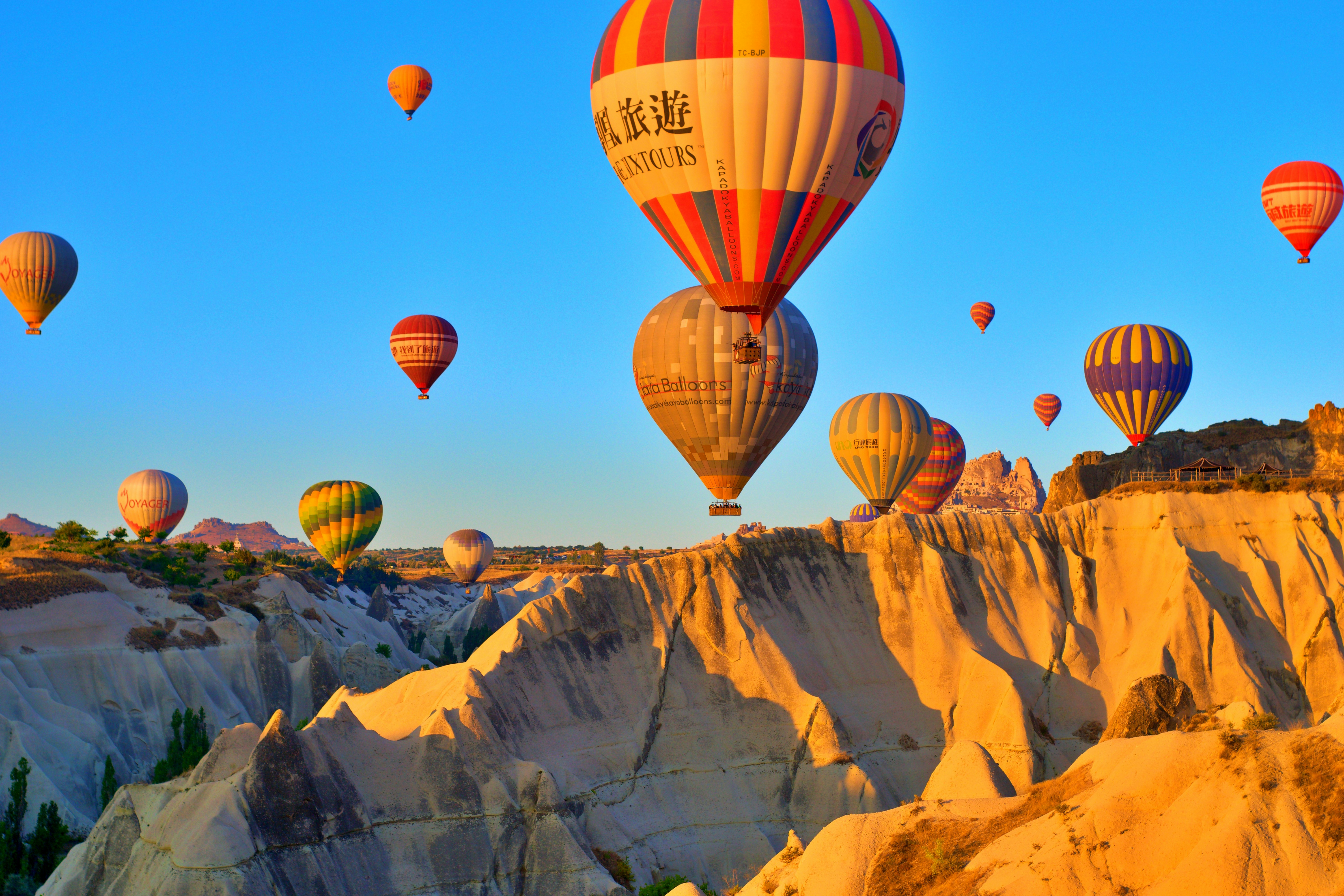 Cappadocia Travel Guide: Balloons, Valleys & Staying Online